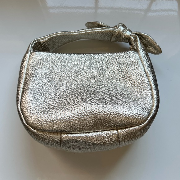 Draper James Pebbled Leather GOLD mini hobo bag EUC with crossbody chain - Picture 5 of 10